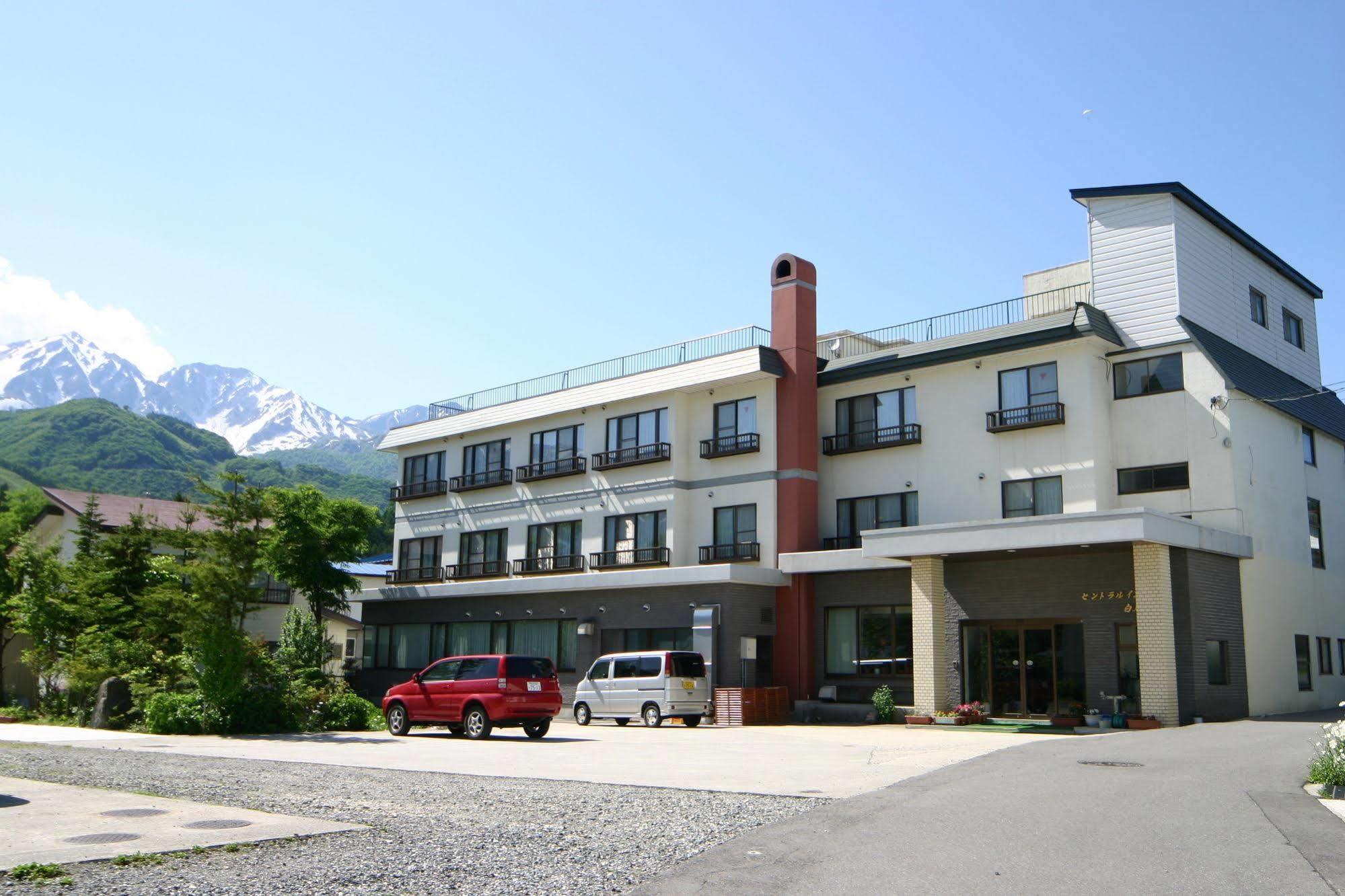 Central Inn Хакуба-Мура Экстерьер фото